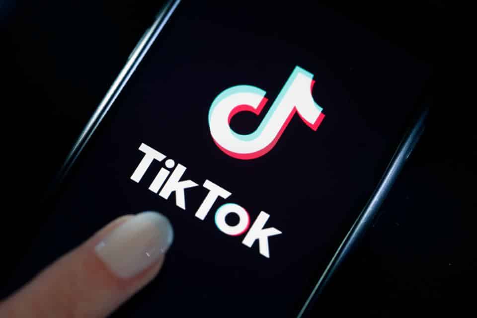 Amazon said employees receiving an email banning TikTok was an error